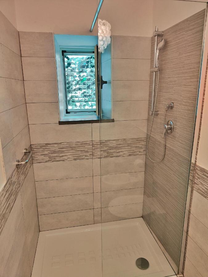 טרמולי Blue Room מראה חיצוני תמונה