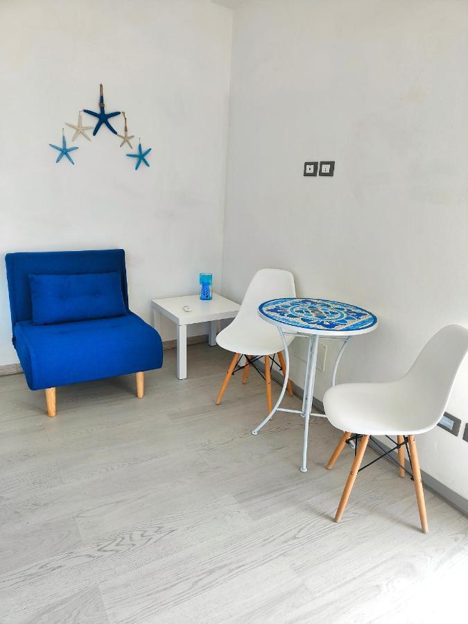 טרמולי Blue Room מראה חיצוני תמונה